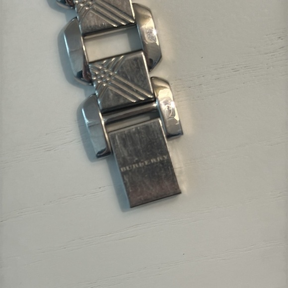 Burberry Heritage Luxury Womens Square Watch Beige Dial BU4212 7” - Picture 13 of 15